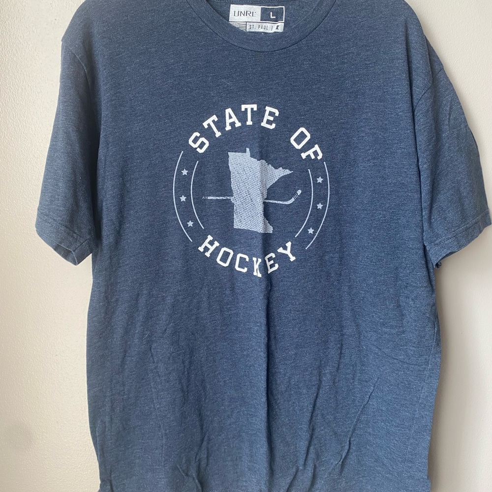 Men’s UNRL MN Hockey T-shirt